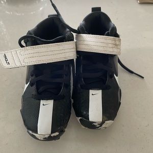 Nike trout, fast flex football cleats, size 11, black-and-white